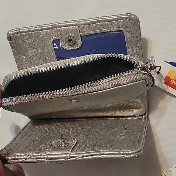 Apt.9 wallet - Picture 5 of 8